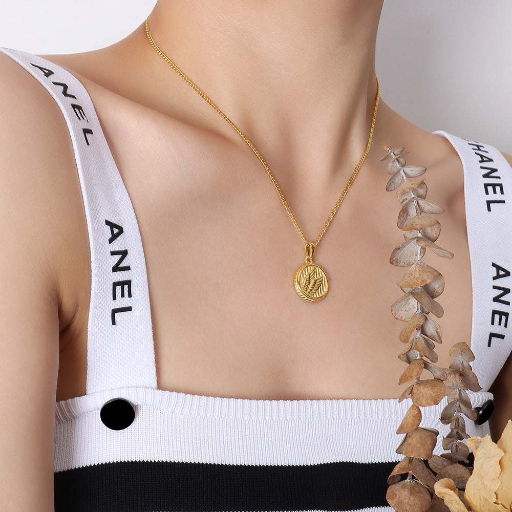 Geometry Wing Round Necklace with 18k Gold Plating