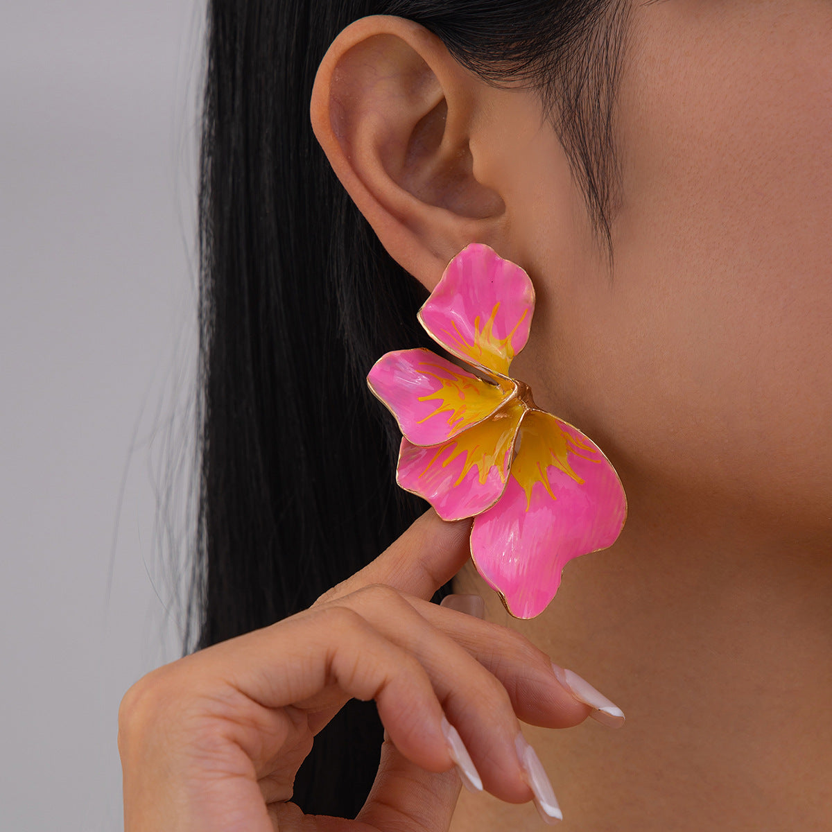 Planderful Vienna Verve Earrings – Irregular Petal Design with Pastoral Color