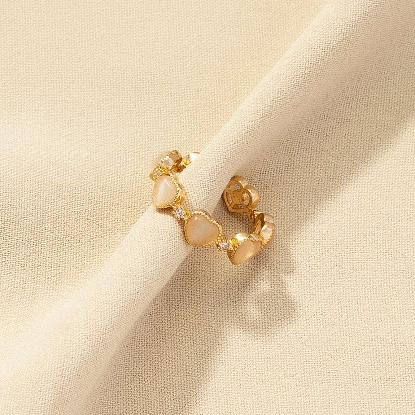 Elegant Copper Love Ring with Zirconium Inlay