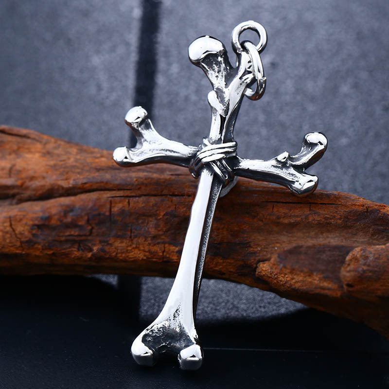 Punk-Inspired Titanium Steel Cross Pendant for Men and Women - Wholesale Retro Jewelry