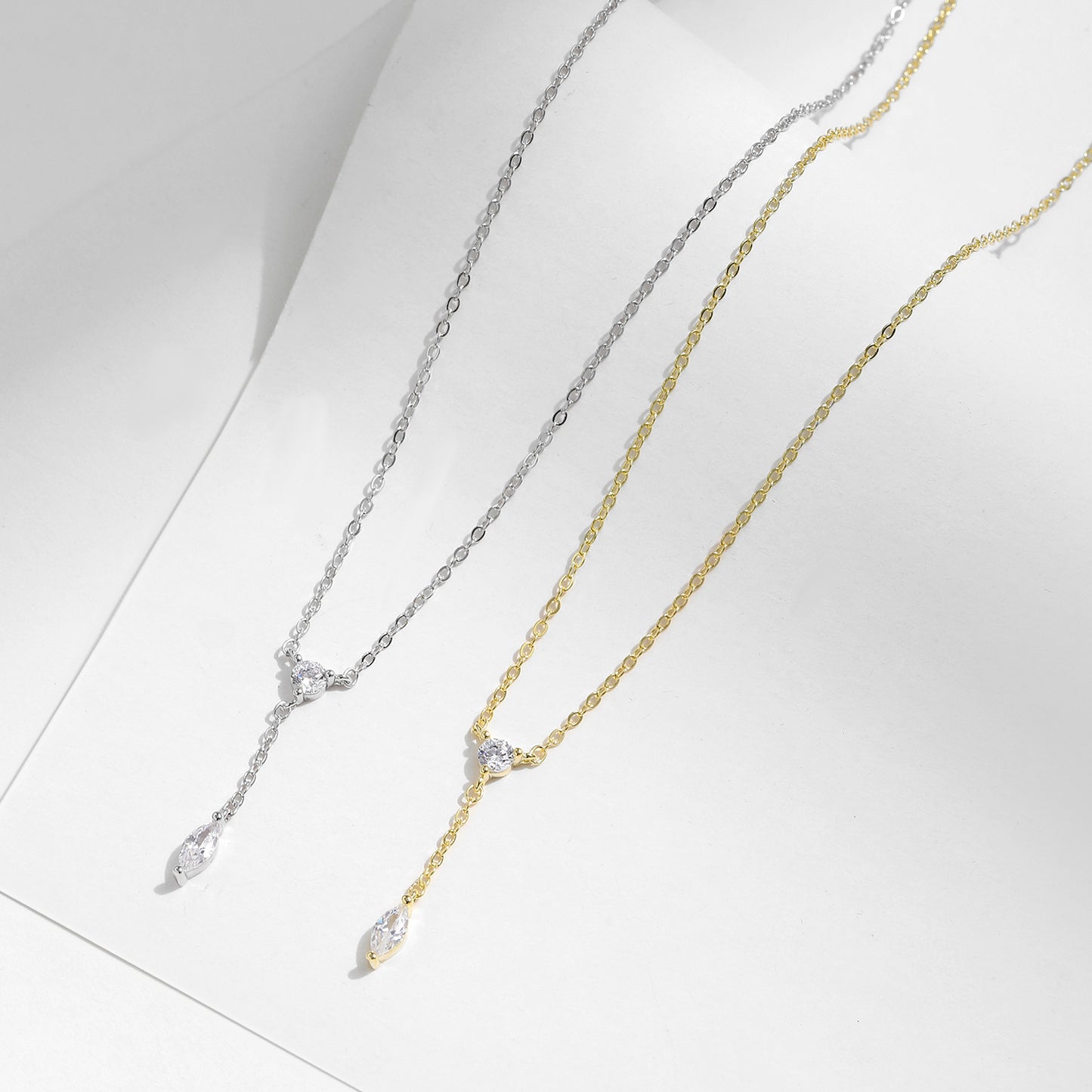 Planderful Everyday Genie Necklace – Elegant Zircon-Set Geometric Design