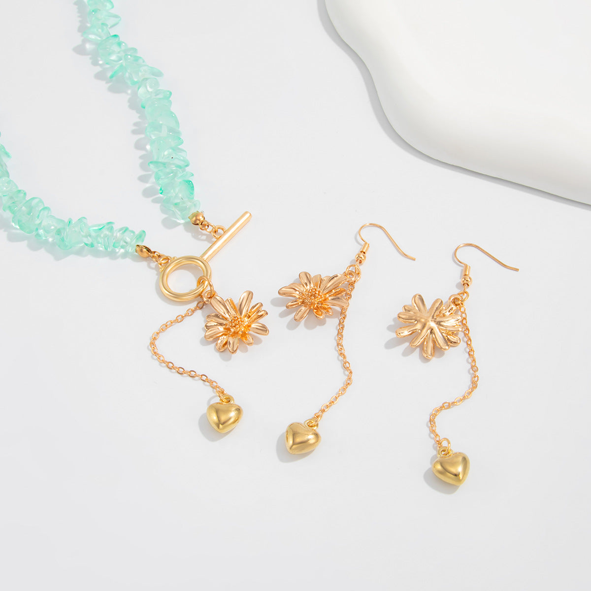 Daisy Heart Gemstone-Style Necklace Set