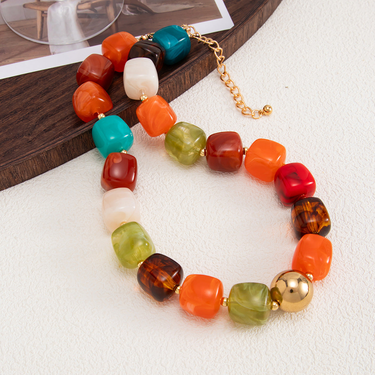 Design Color Resin Beaded Necklace Holiday Style Smudged Multi-Color Collarbone Necklace