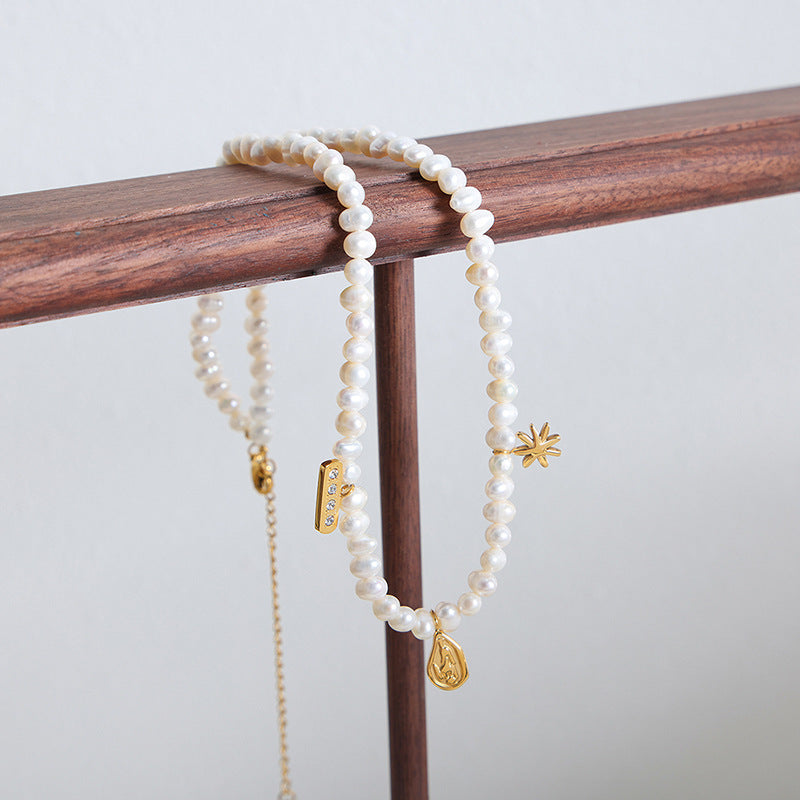 Baroque Pearl Lace Necklace with Geometric Pendant - Elegant Clavicle Chain Jewelry for Women