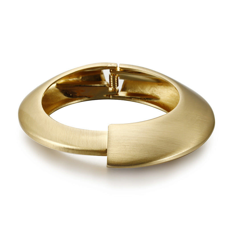 Exaggerated Wind Style Zinc Alloy Bracelet TBA Gram Vienna Verve Collection.