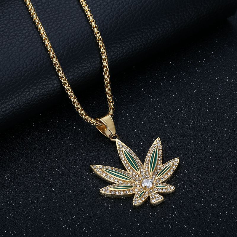Zircon Necklace Elegant Maple Leaf Couple Pendant In Titanium Steel Gold Plated Finish