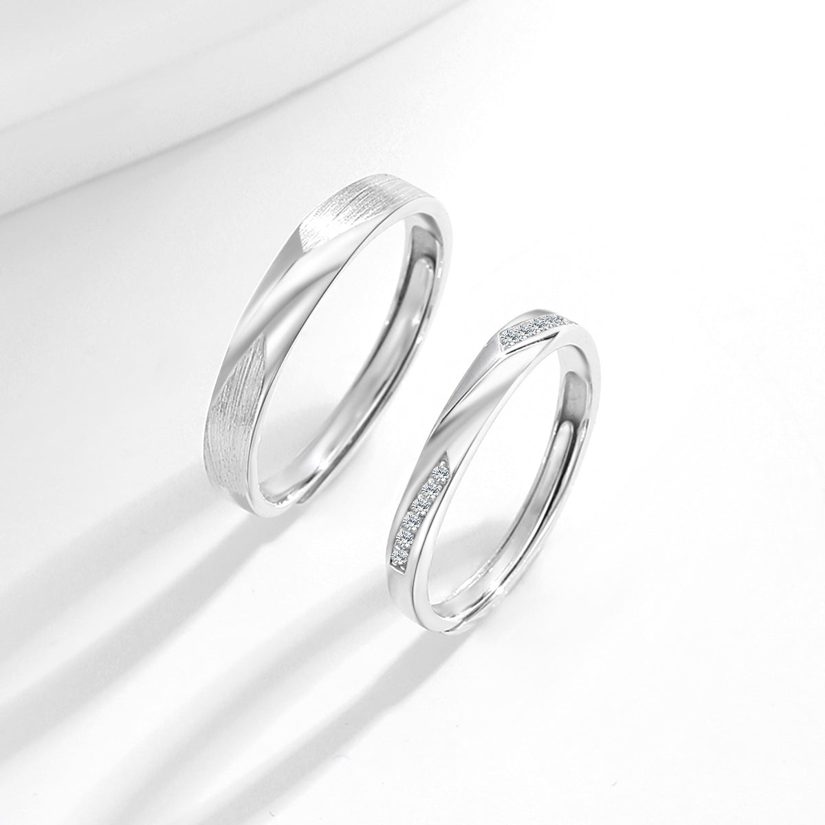 Planderful Everyday Genie Mobius Ring – Niche Light Luxury Creative Style Pair Ring