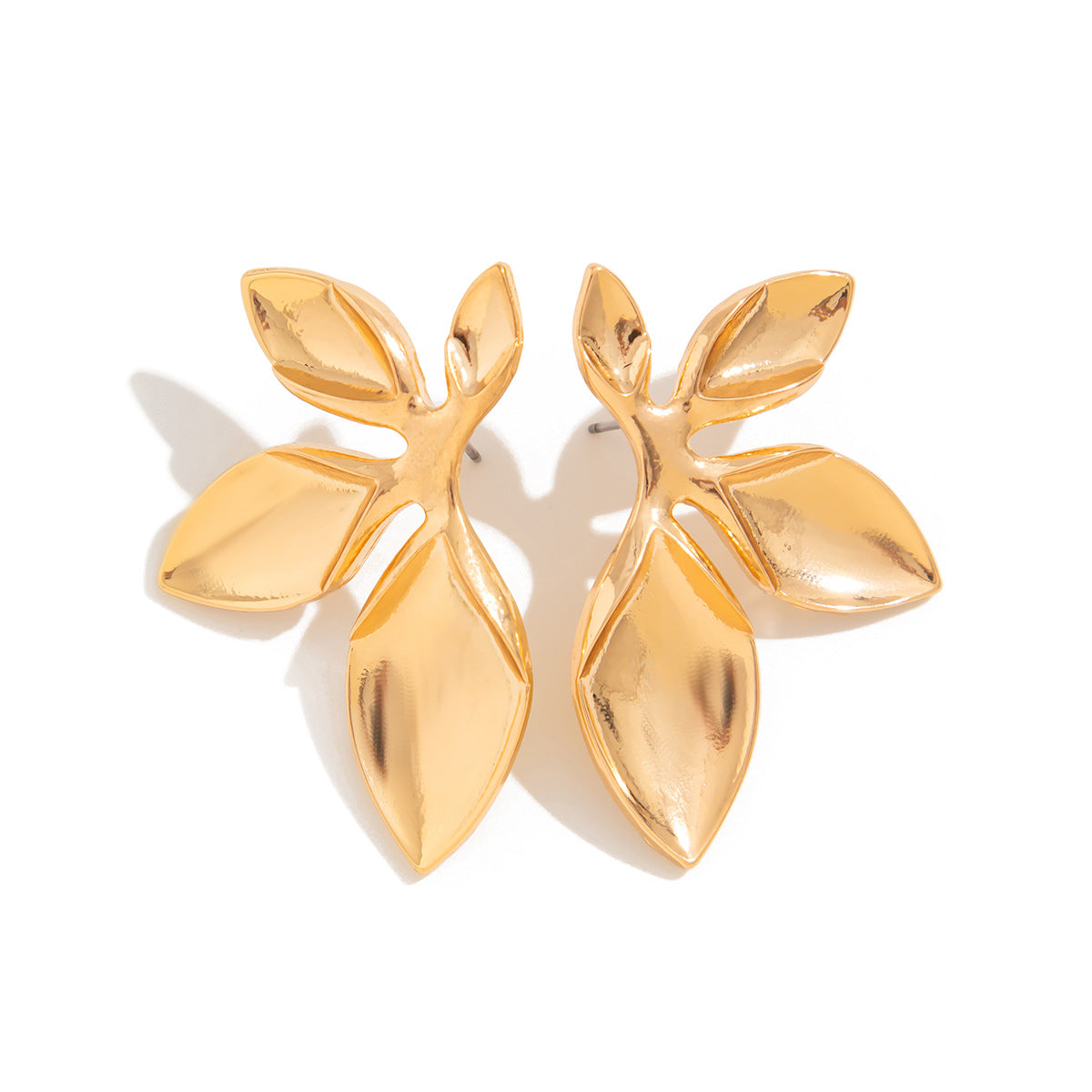 Planderful Vienna Verve Earrings – Elegant Retro Petal Design