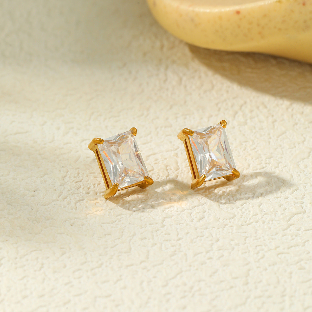 Planderful Vienna Verve Love Shaped Zircon Stainless Steel Stud Earrings For Daily Wear Fashion Lovers