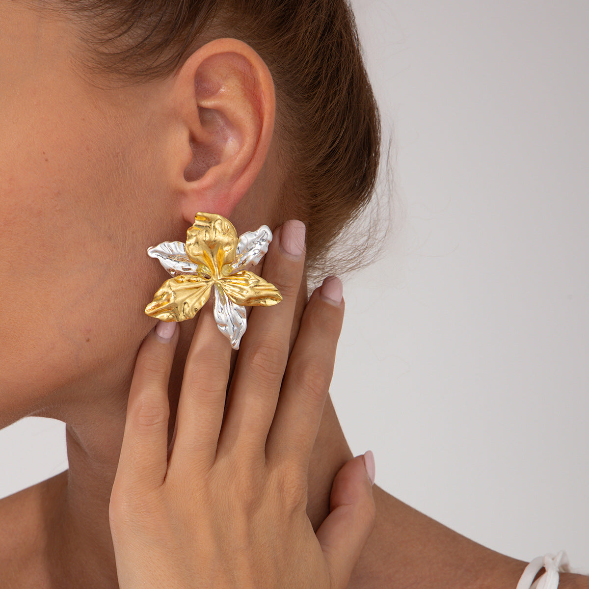 Planderful Vienna Verve Earrings – Elegant Three-Dimensional Metal Flower Design