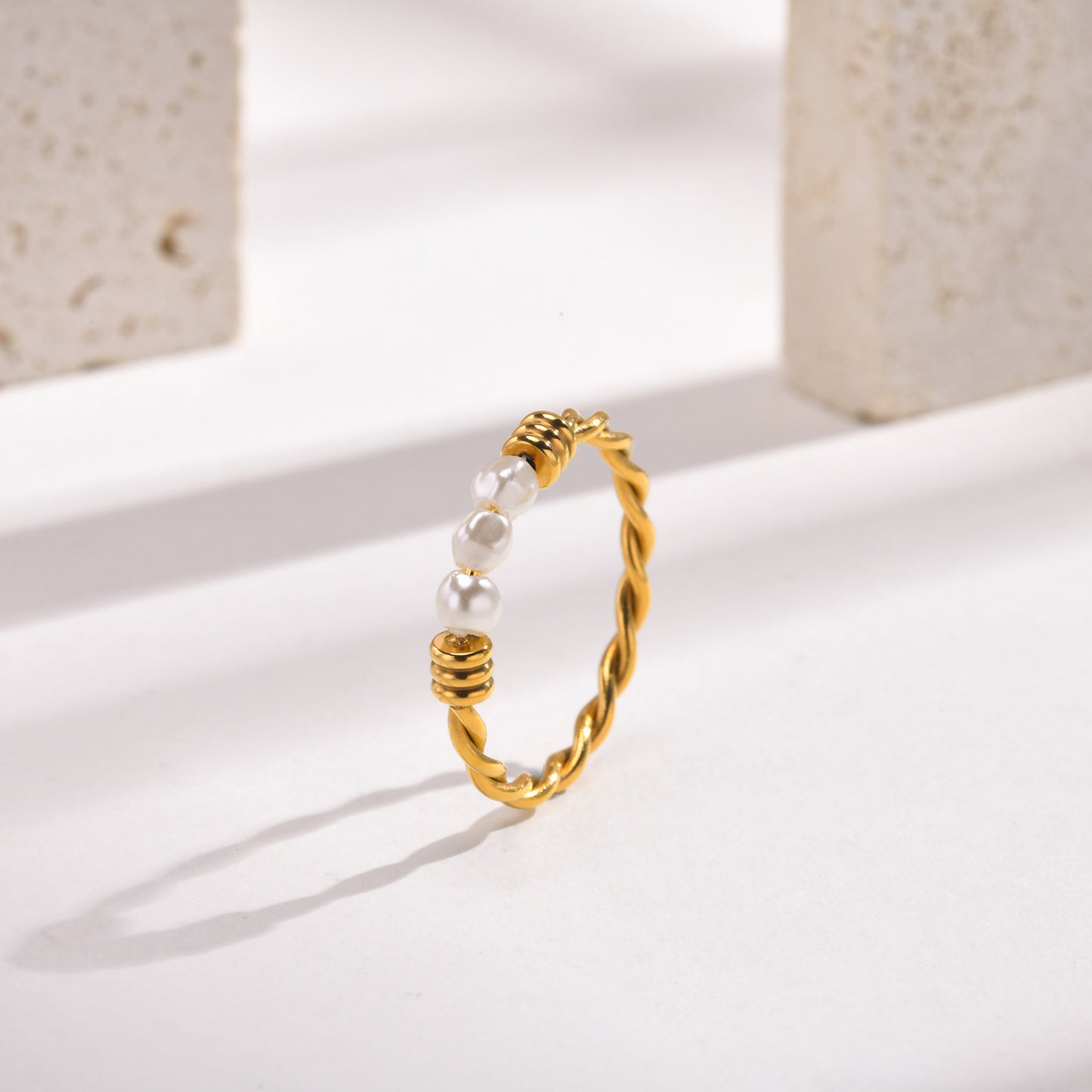 Stainless Steel Plated 18k Gold Irregular Pearl Twist Ring