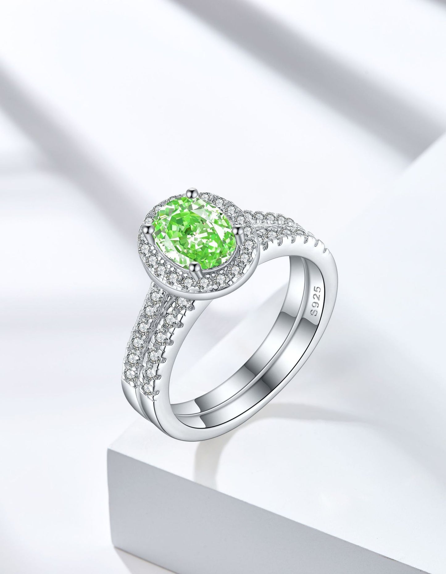 S925 Sterling Silver 1.5ct Flame Ice Flower Cut Oval Ring