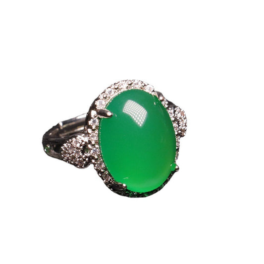 Luxurious Chalcedony Sterling Silver Ring Embellished with Zircon
