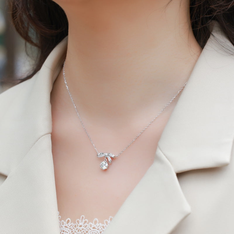 S925 Sterling Silver Moissanite Bow Necklace