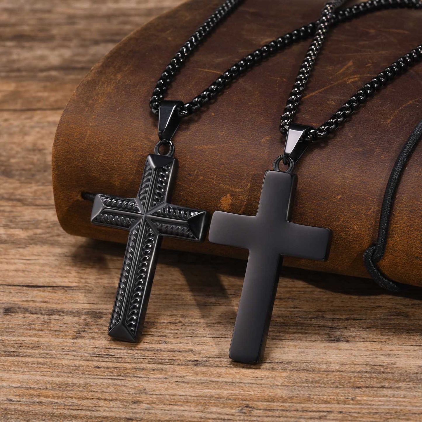 1. Planderful Cross Pendant Necklace in Titanium Steel for Everyday Style Gift Idea Unisex