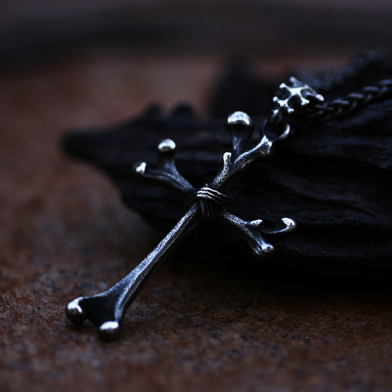 Punk-Inspired Titanium Steel Cross Pendant for Men and Women - Wholesale Retro Jewelry
