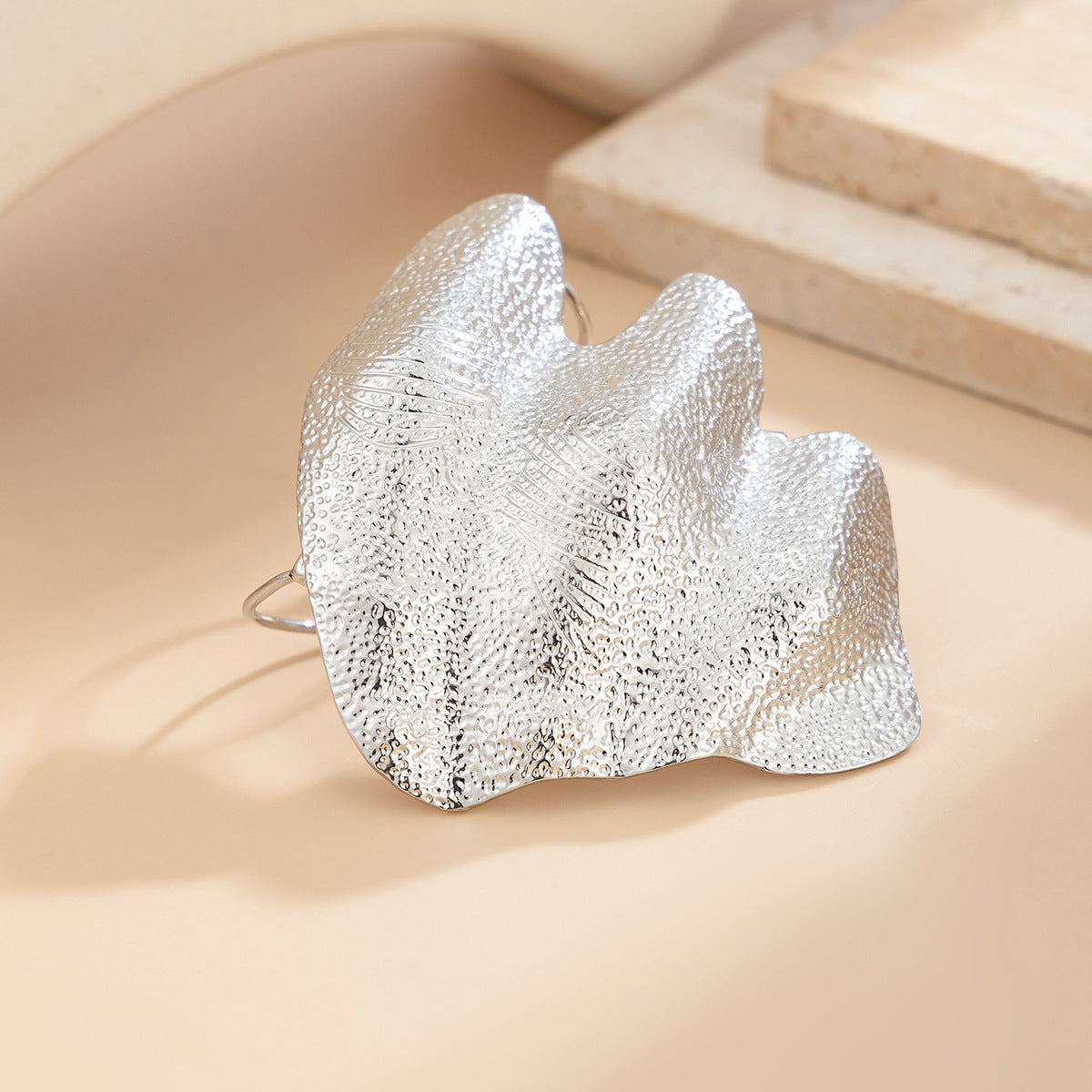 Planderful Vienna Verve Hammered Texture Statement Ring For Edgy Jewelry Lovers And Collectors