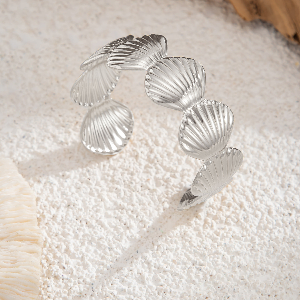 Planderful Vienna Verve Beach Ocean Scallop Opening Bracelet For Women Versatile Flower Jewelry