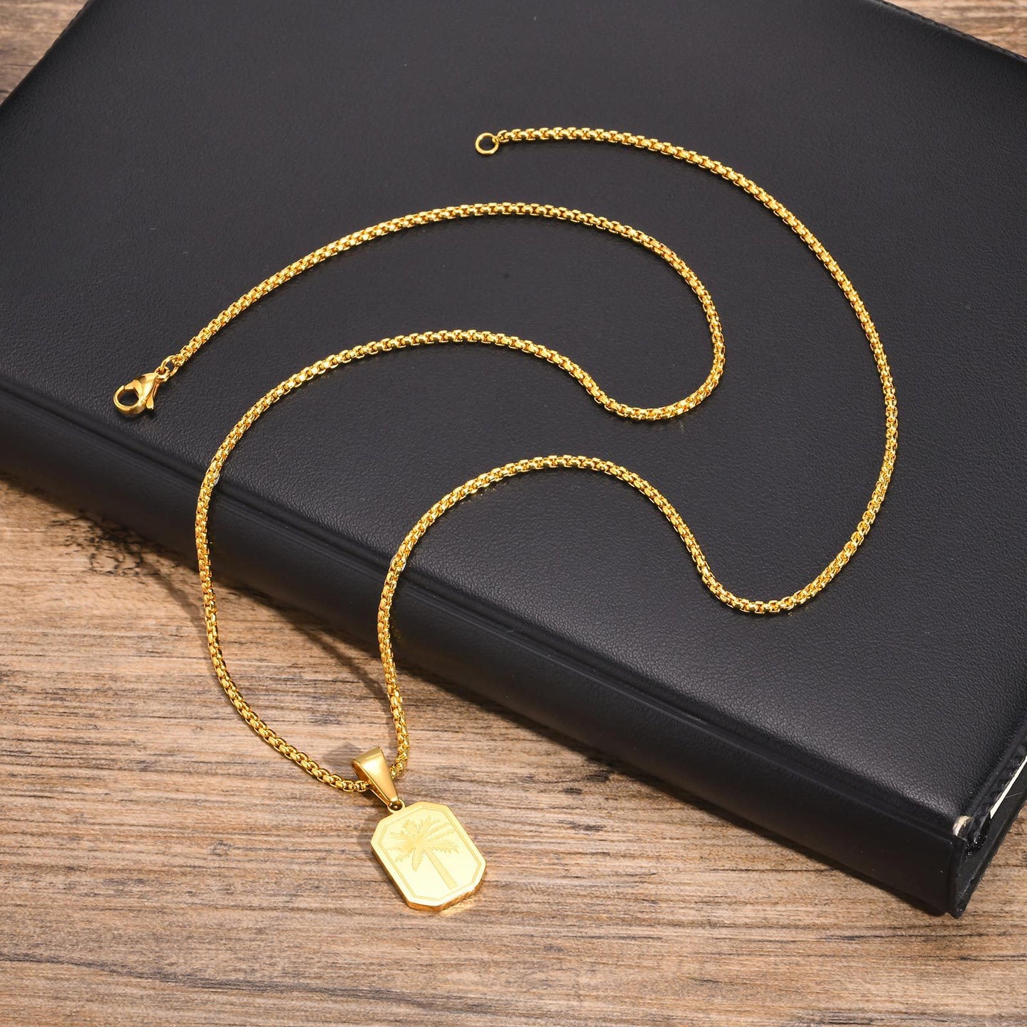 Jewelry Stainless Steel Corroded Palm Tree Pendant Necklace