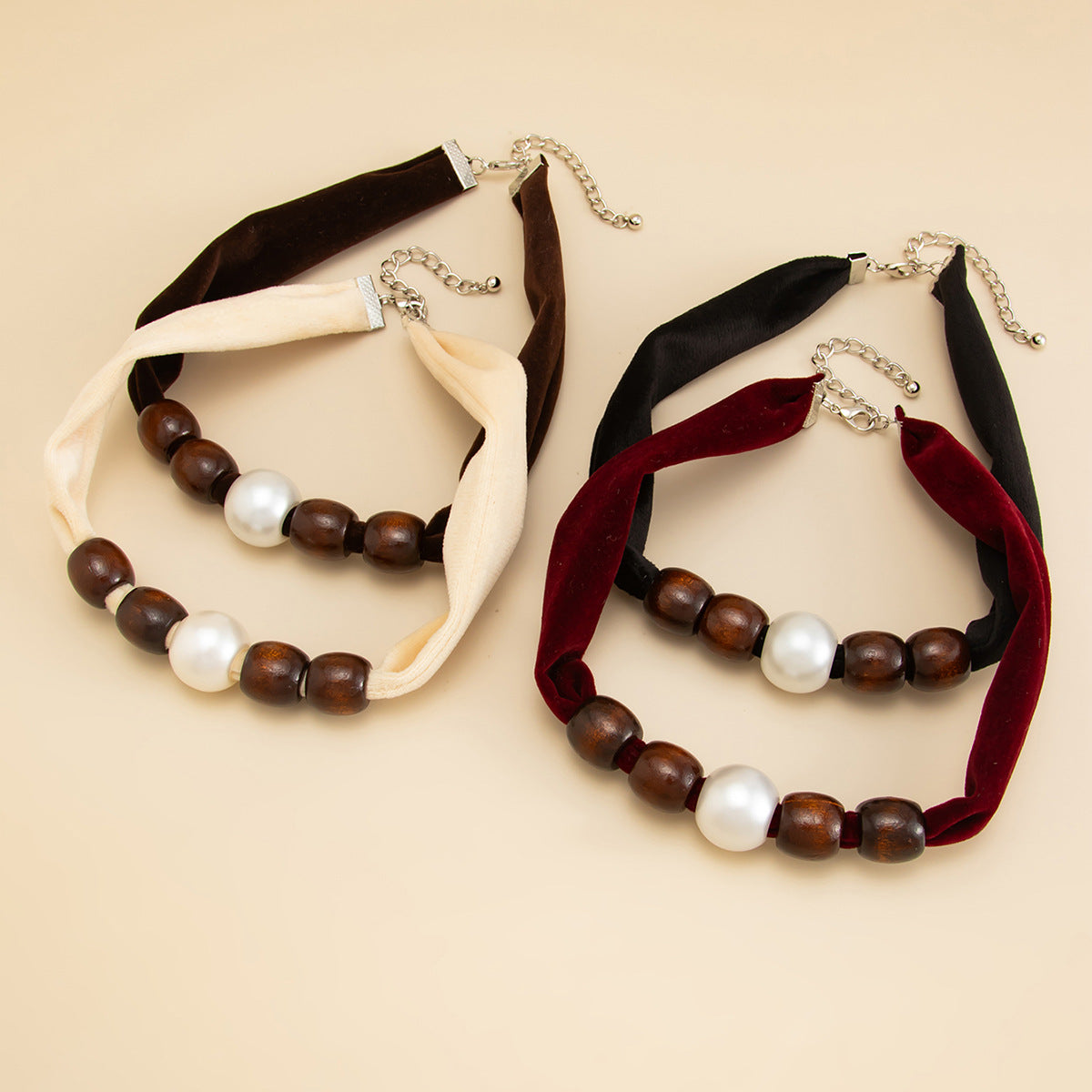 Wood Bead Pearl-Style Collarbone Necklace