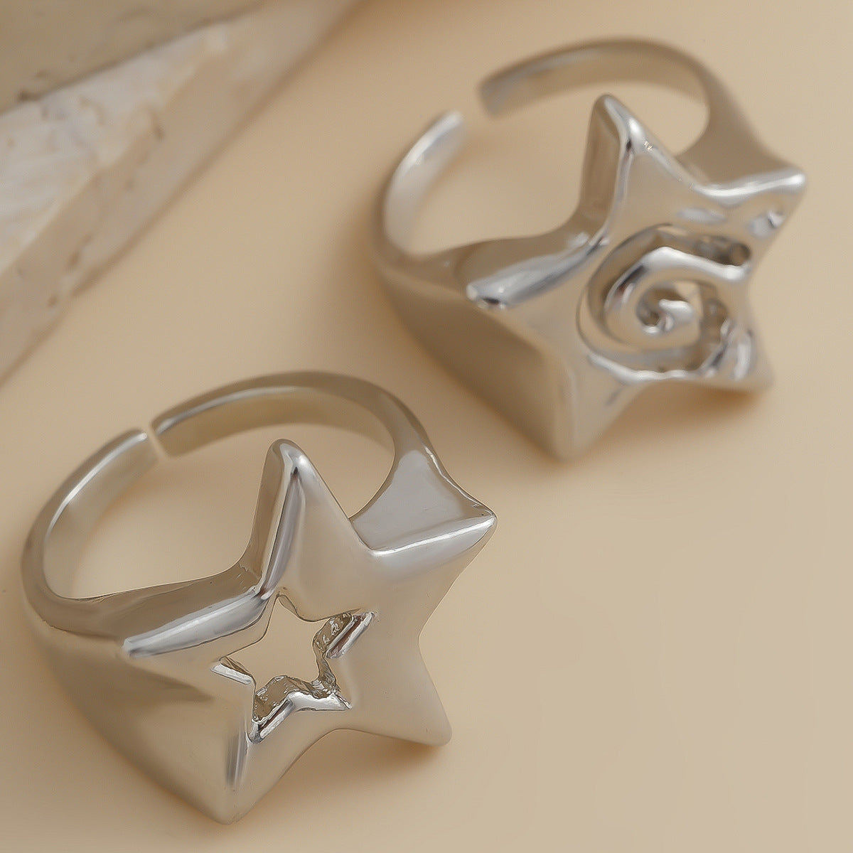 Planderful Vienna Verve Five Point Star Ring Set For Women Metal Hollow Geometric Statement