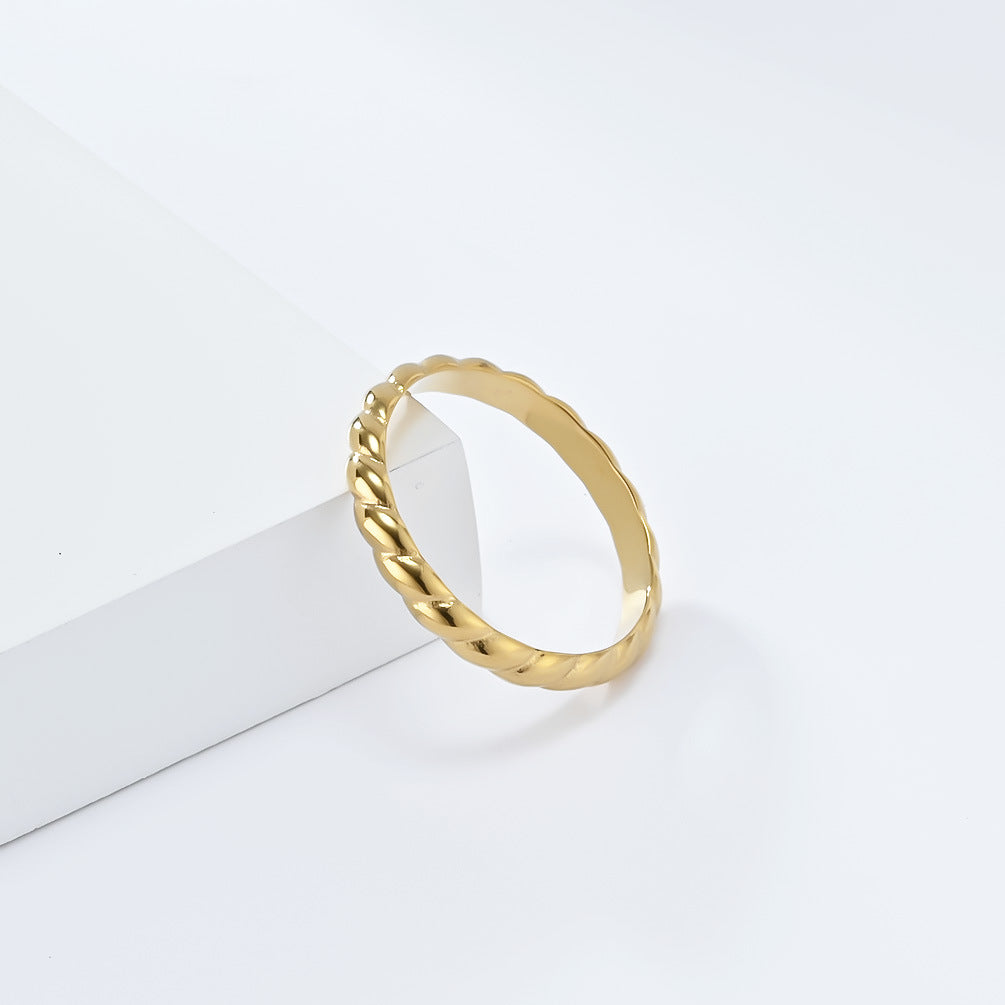 Cross-Border European American Light Luxury Twist Ring Jewelry