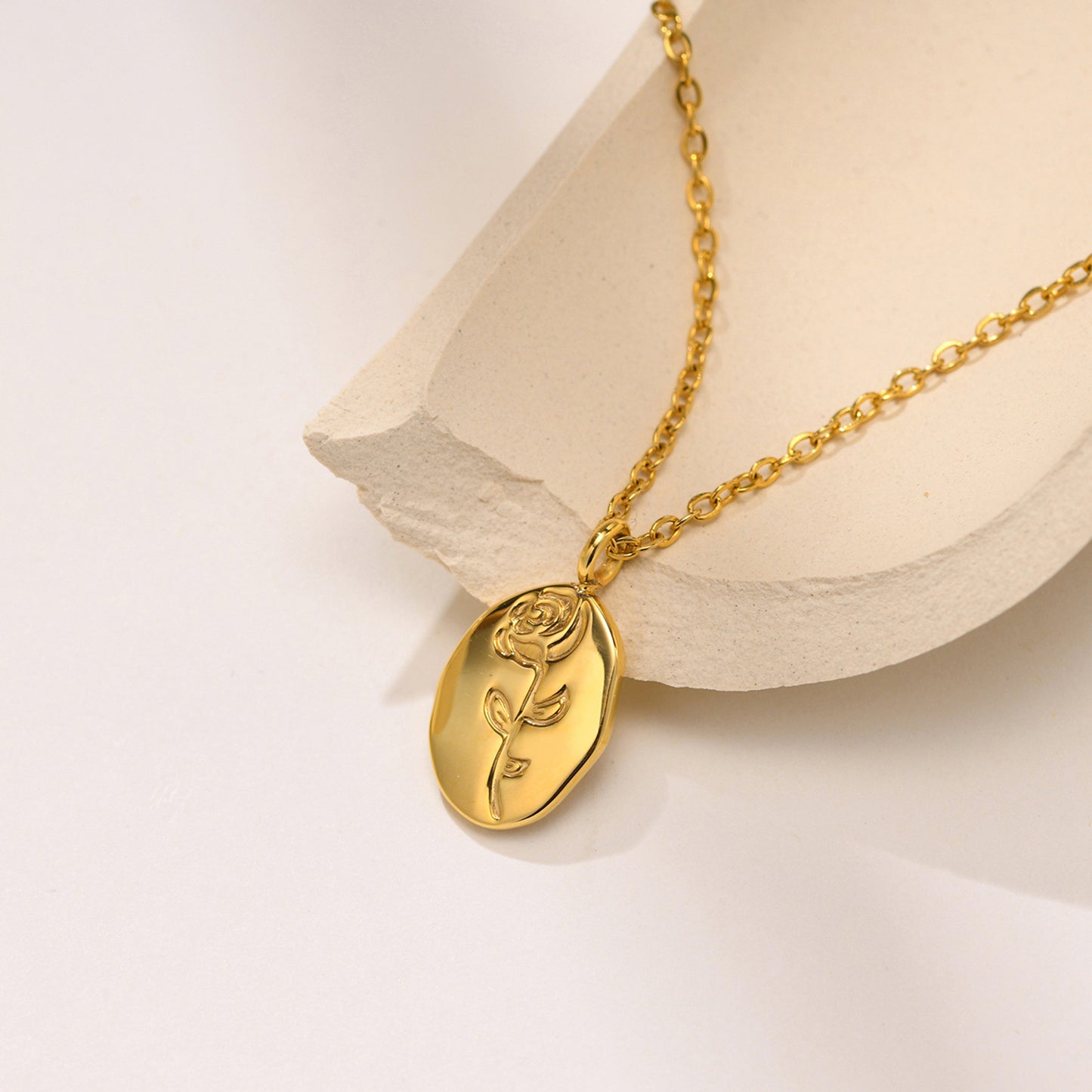 Rose Pendant Round Necklace Clavicle Chain Stainless Steel