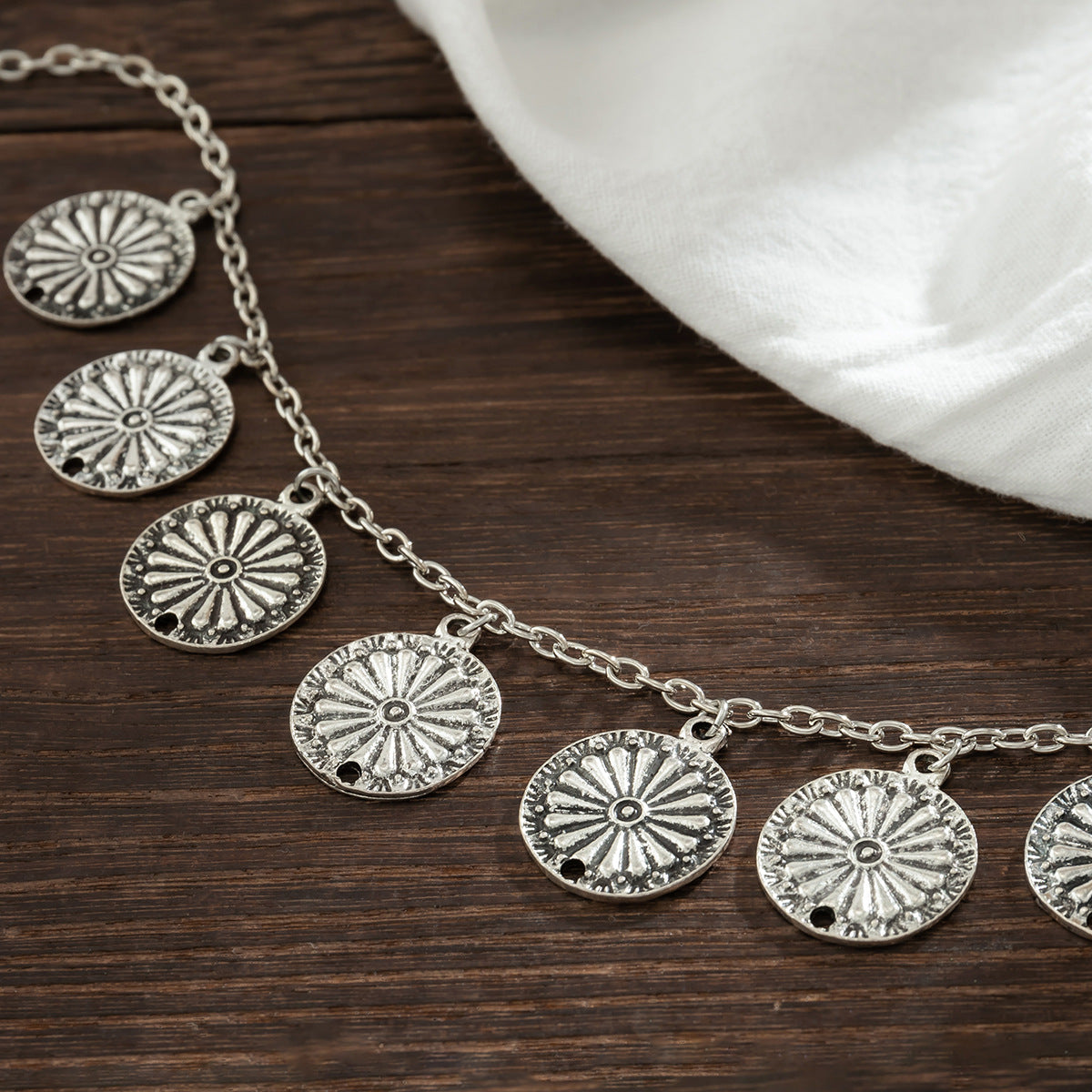 European and American Punk Metal Cross Chain Necklace with Retro Tassel Flower Plate