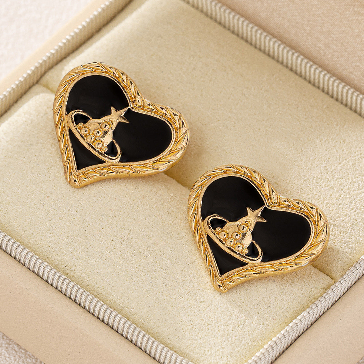 Planderful Vienna Verve Earrings – Fashionable Metal Planet Design