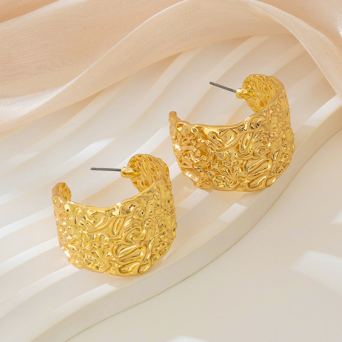 Planderful Vienna Verve Earrings – Exaggerated Heavy Metal Design