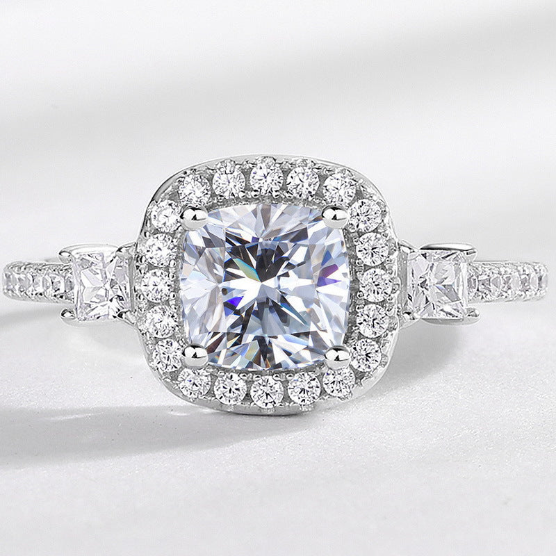 Planderful Classic Moissanite Sterling Silver Ring – 6 × 6 mm, 1 ct