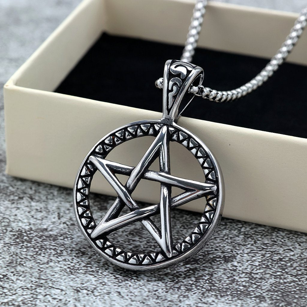 Vintage Star Stainless Steel Men's Pendant Necklace