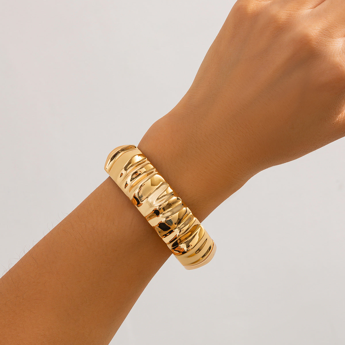 Planderful Vienna Verve Bracelet – Unique Irregular Design