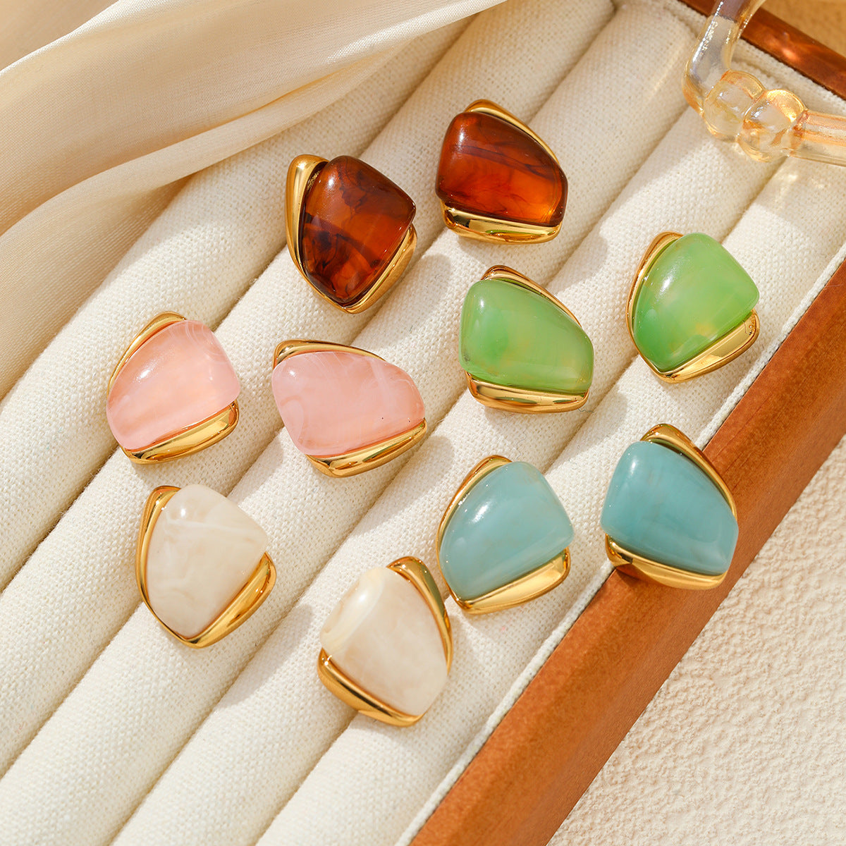 Planderful Vienna Verve Stainless Steel Stud Earrings Geometric Irregular Golden Edge Statement For Women