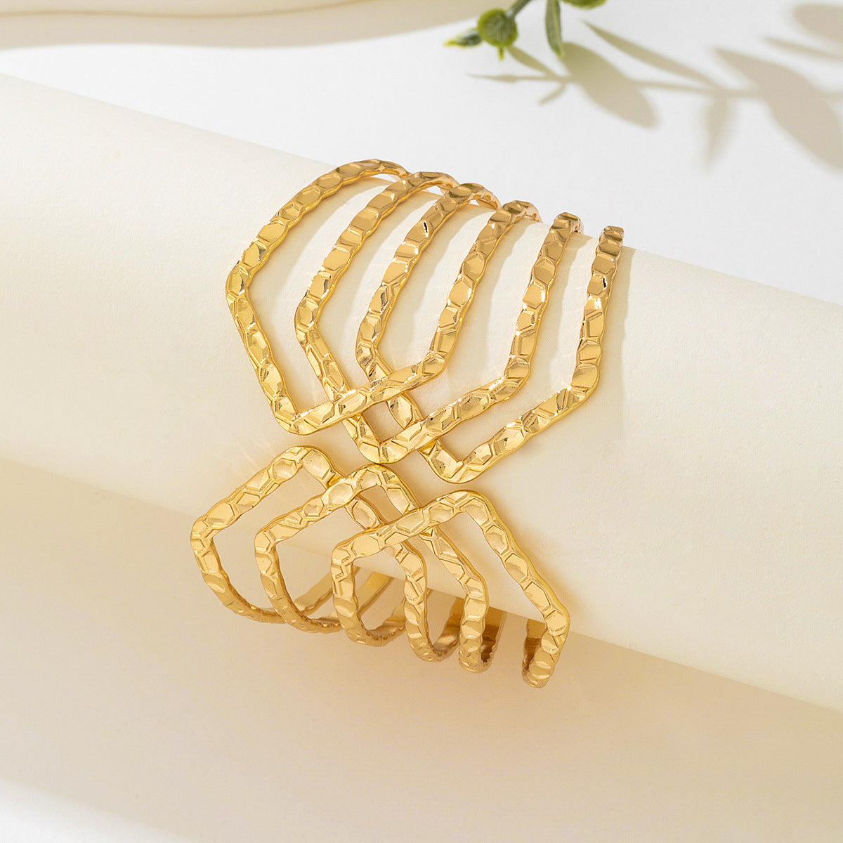 Planderful Vienna Verve Bracelet – Retro Geometric Design