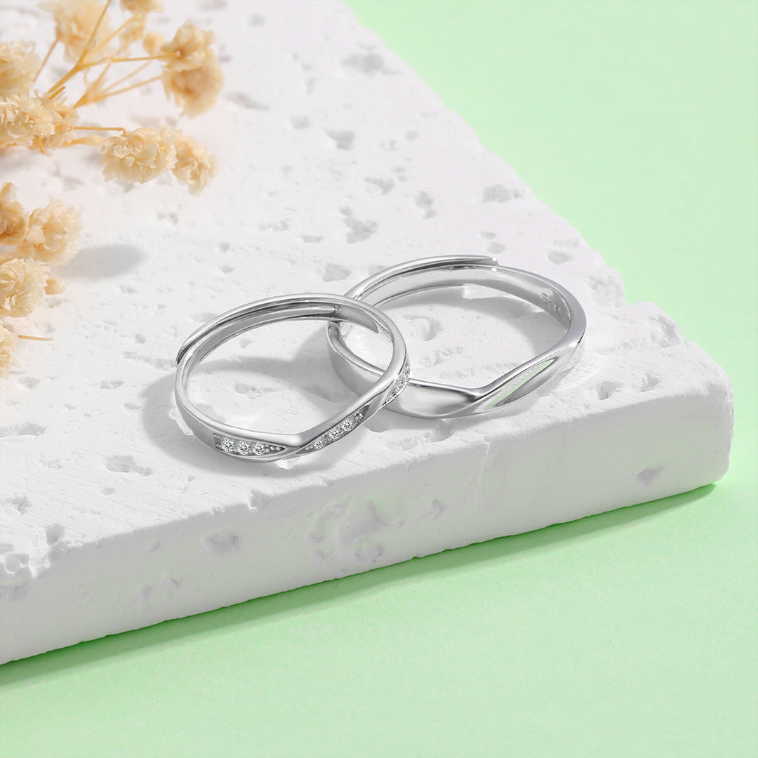 Planderful Everyday Genie Mobius Couple Ring – Light Luxury Simple Silver Design