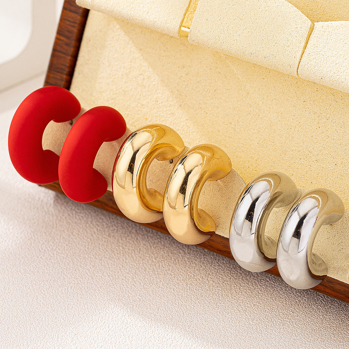 Planderful Vienna Verve Earrings Set – Stylish C-Shaped Colorful Design