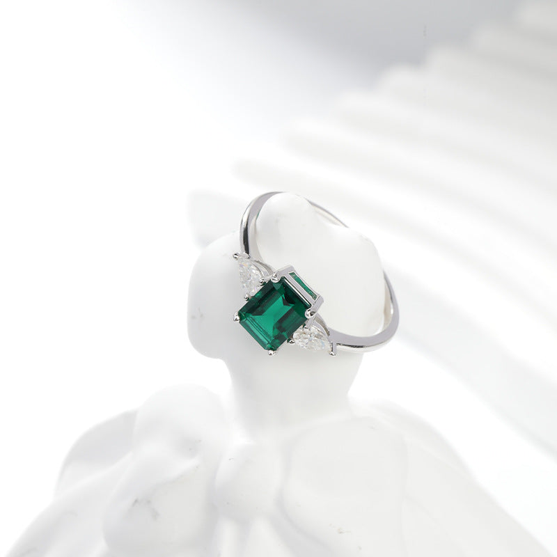 Simple 925 Silver Plated Platinum 2-Carat Lab Grown Emerald Ring