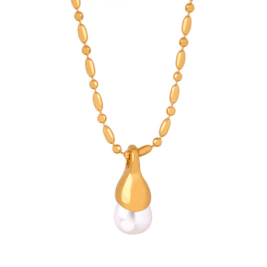 Luxurious European-inspired Gold-Plated Pearl Pendant Necklace - Elegant Fashion Jewelry for Women