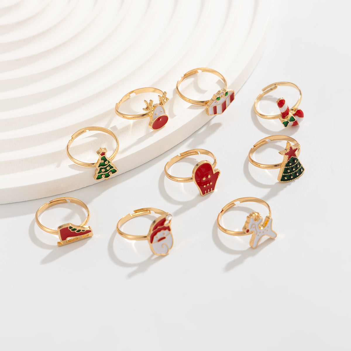 Planderful Vienna Verve Santa Elk Ring Set For Holiday Fashion Adjustable Statement Hand Jewelry Gift For Her