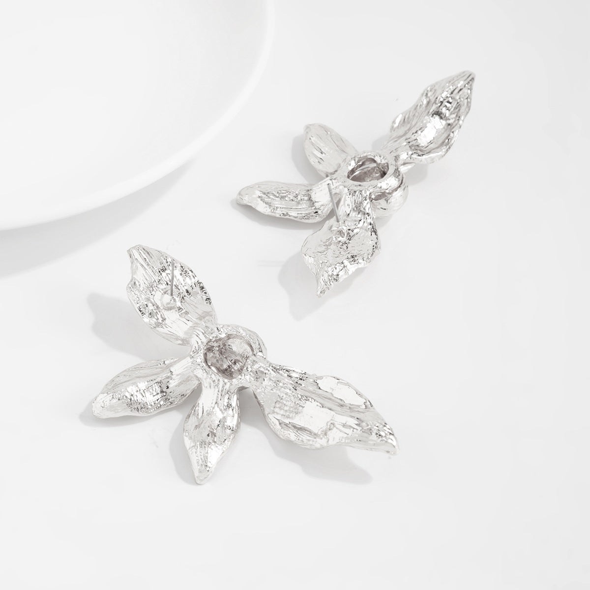 Planderful 3D Floral Stud Earrings Vienna Verve For Women Chic Statement Jewelry