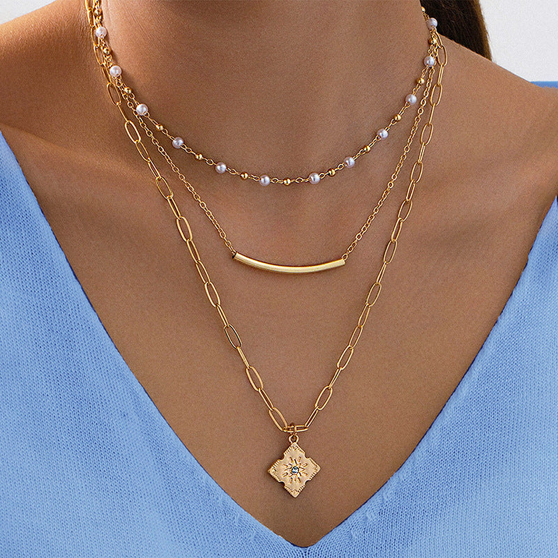 Planderful Vienna Verve Necklace – Elegant Metal Imitation Pearl Beaded Design