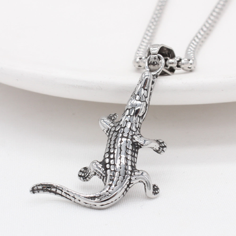 Personalized Retro Crocodile Men's Pendant Necklace in Titanium Steel - European and American Style