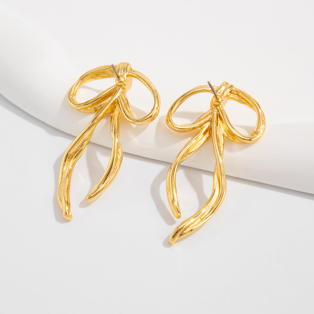 Planderful Vienna Verve Bow Stud Earrings Metal For Women Versatile Everyday Statement