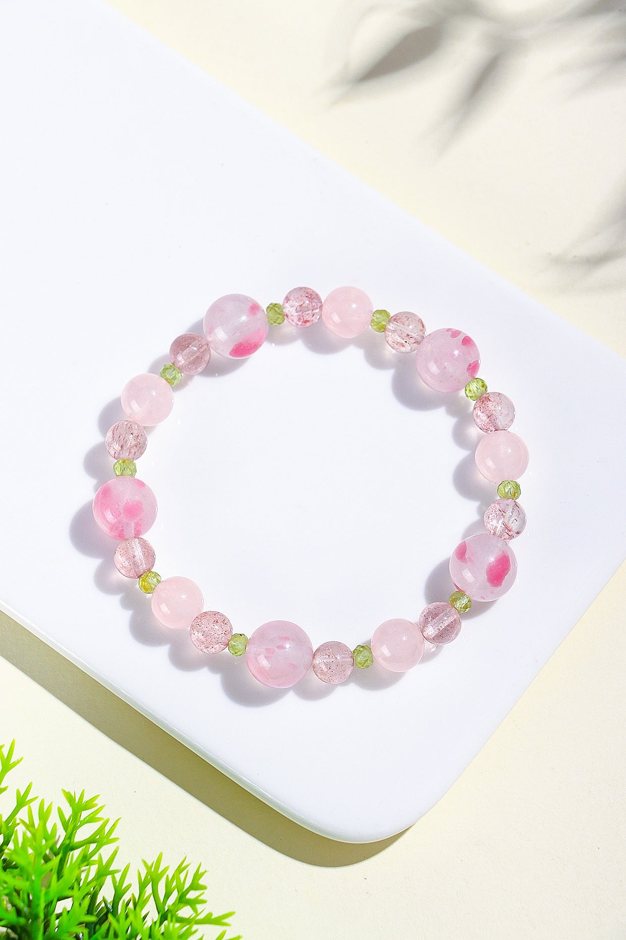 Planderful Fortune's Favor Bracelet – Fresh and Sweet Crystal Beaded Design