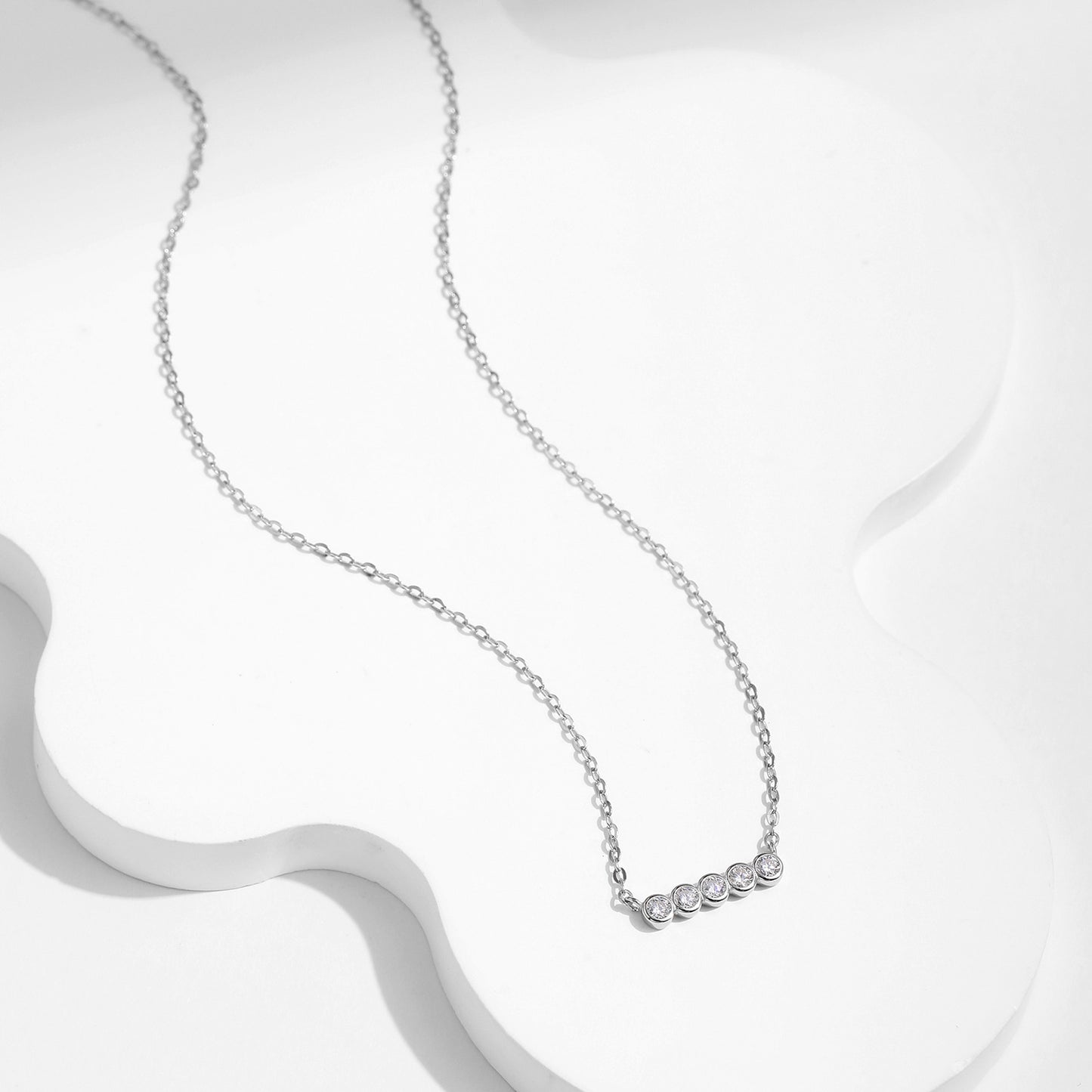 Planderful Moissanite Sparkling Necklace – Exquisite Light Luxury Design