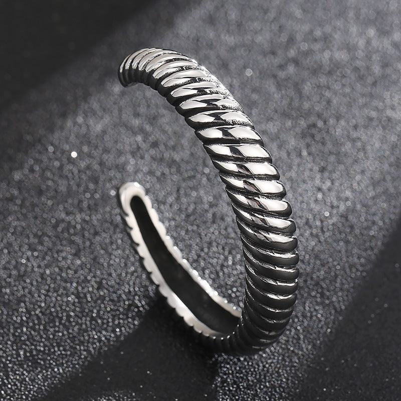 Design Smeared Twist – Punk Style Men's Titanium Steel Dragon Scale Bracelet Holiday