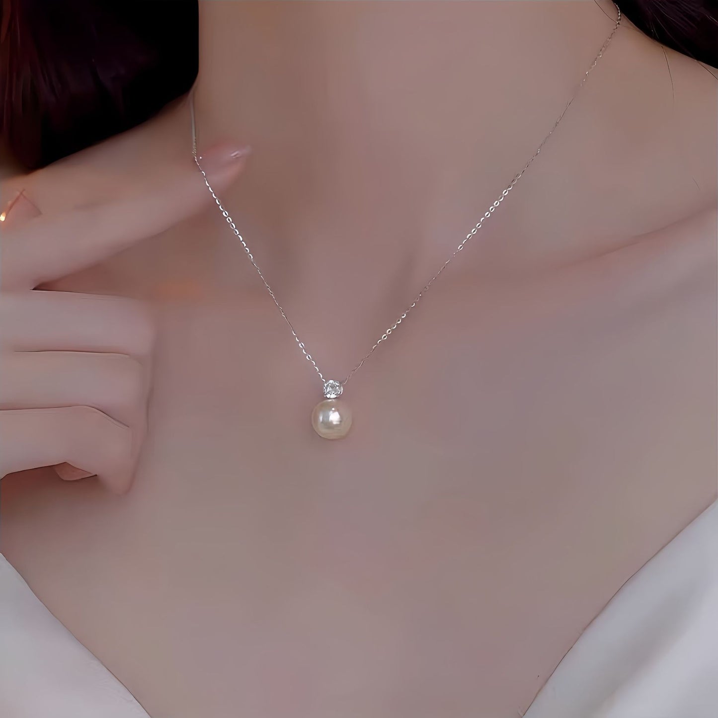 Planderful Sterling Silver Imitation Pearl Necklace For Women Exquisite Light Luxury Pendant Gift