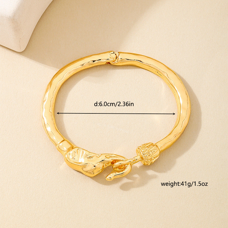 Planderful Vienna Verve Bracelet – Fashionable Retro Metal Elephant Design