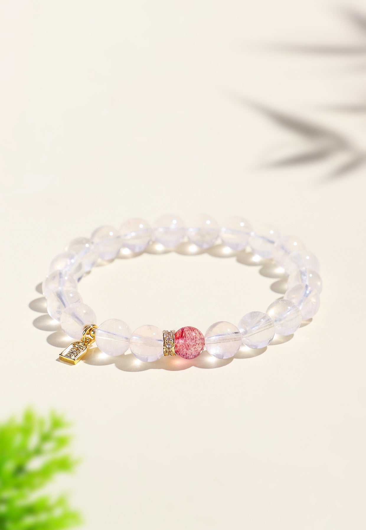 Planderful Fortune's Favor Bracelet – Sweet Strawberry Crystal Design
